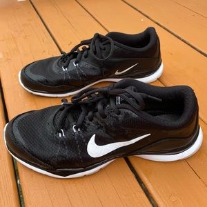 Nike Training flex TR 5 Shoes (Black/white)